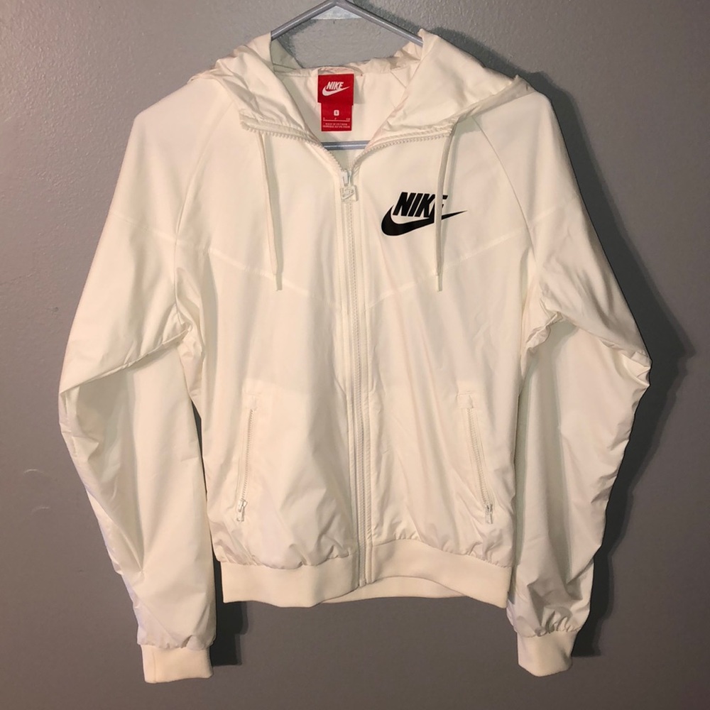 White Nike Windbreaker
